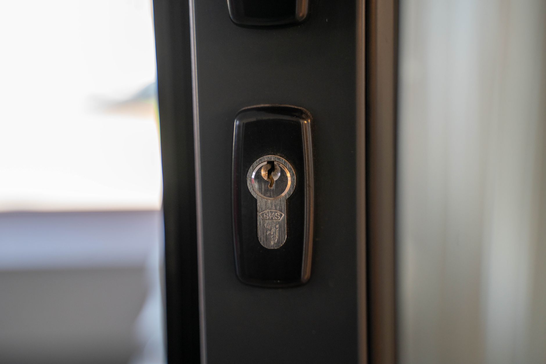 Grade-2 deadbolt, clean install.